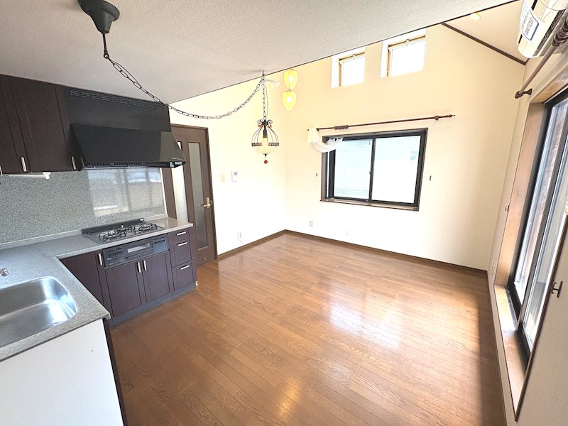 北烏山６丁目戸建 リビング