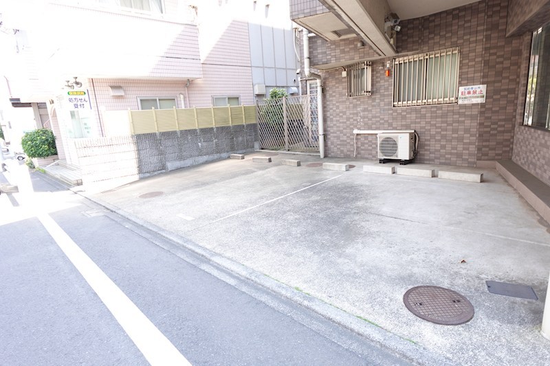 アルグリーン久我山 駐車場