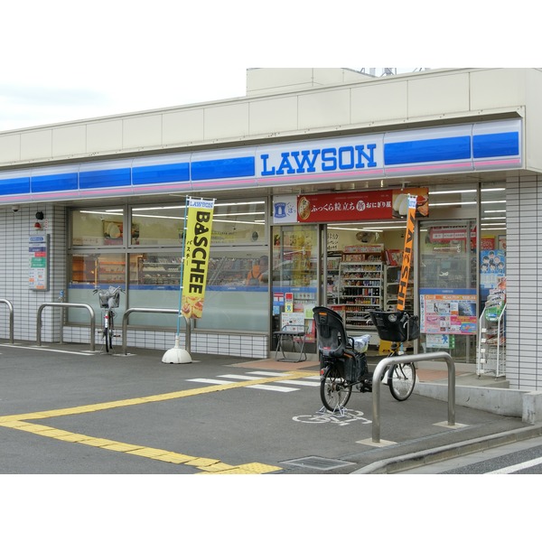 フレクション千歳烏山 コンビニ