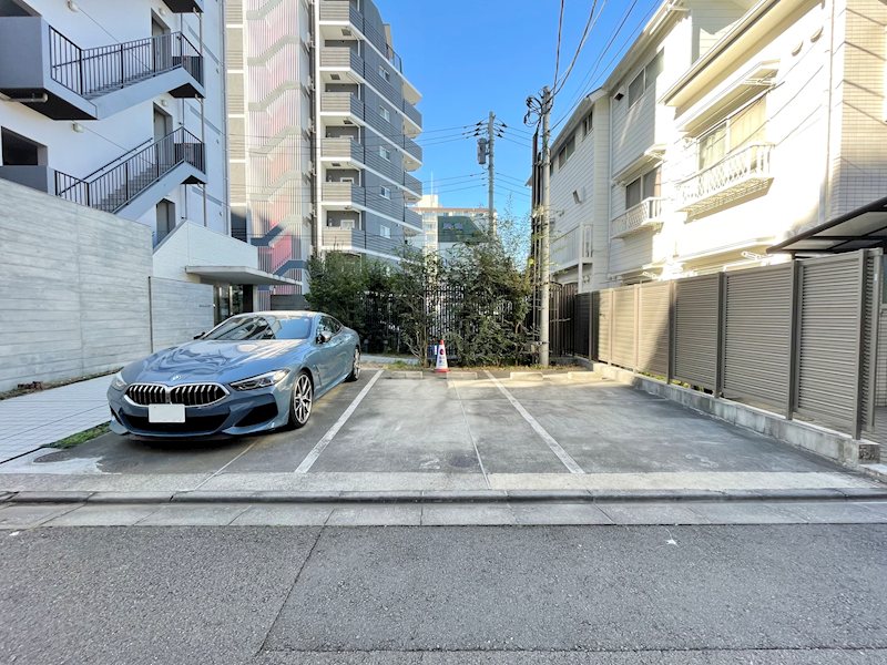 ｇｒａｎ　ＣＬＡＳＳ 駐車場