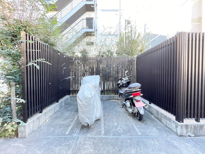ｇｒａｎ　ＣＬＡＳＳ 駐車場