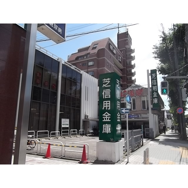 プラージュ仙川 銀行