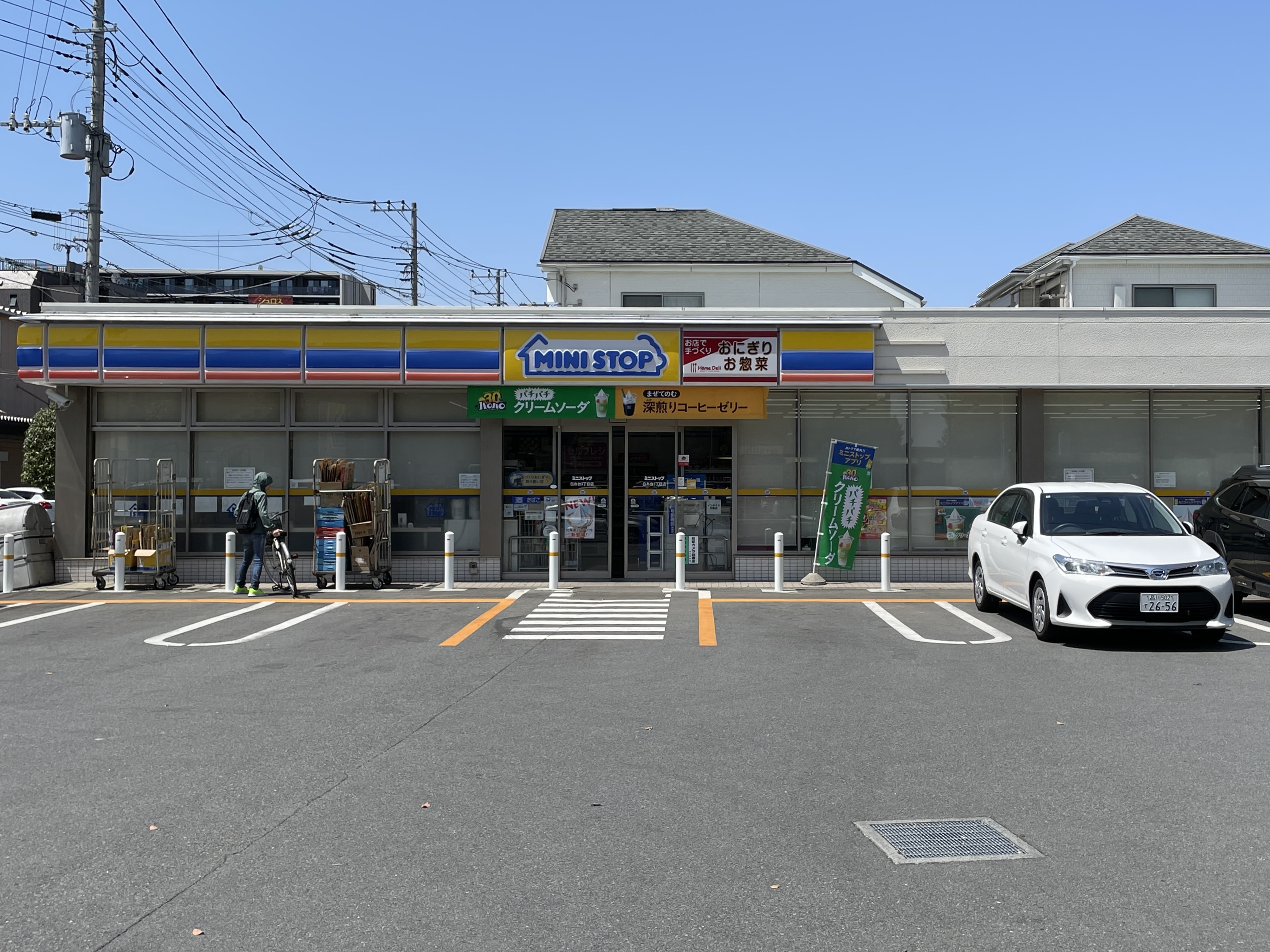アサヒコーポ コンビニ
