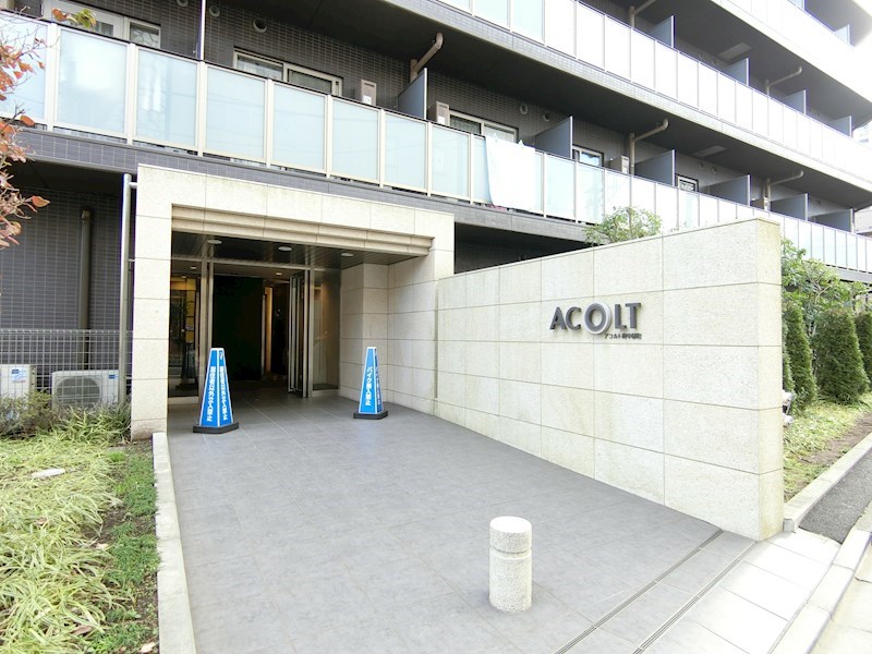 ＡＣＯＬＴ府中緑町 エントランス