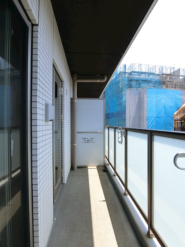 ＡＣＯＬＴ府中緑町 ベランダ