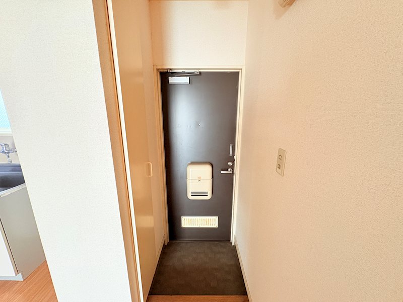 コーポ・サイネリア 玄関