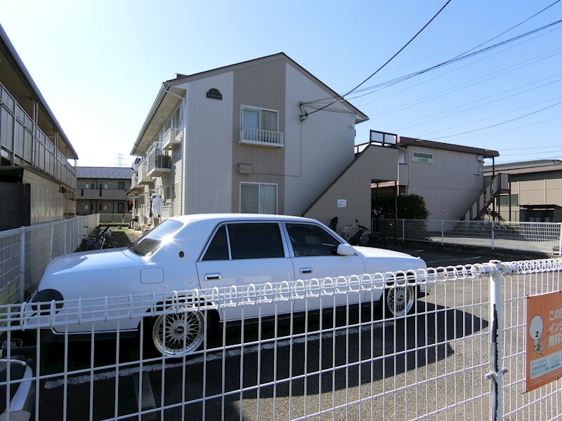 コーポ・サイネリア 駐車場