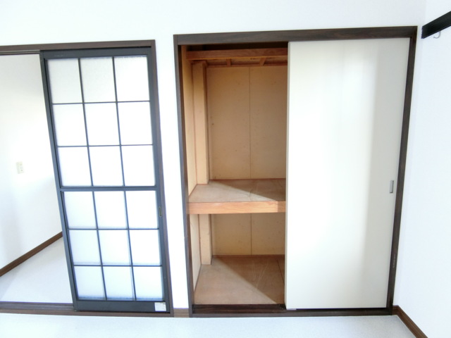 ベルハイツ 収納