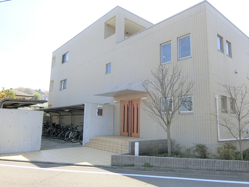 ＲＯＸＹ　ＴＡＫＡＨＡＴＡ　２４１１ 外観