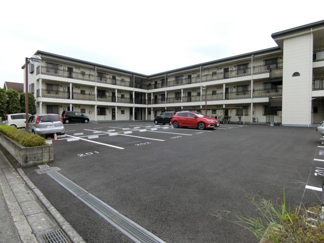 クレールハイムＡ 駐車場
