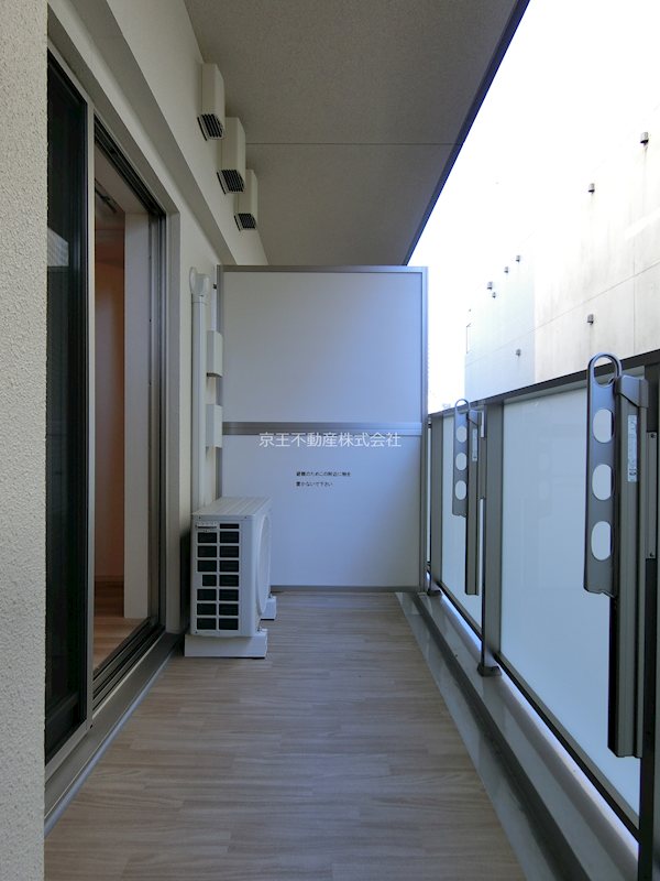 ＭＯＤＩＥＲ　ＹＯＹＯＧＩ　ＲＥＳＩＤＥＮＣＥ ベランダ