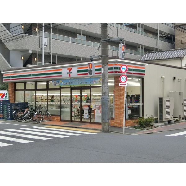 ハイコーポ烏山 コンビニ