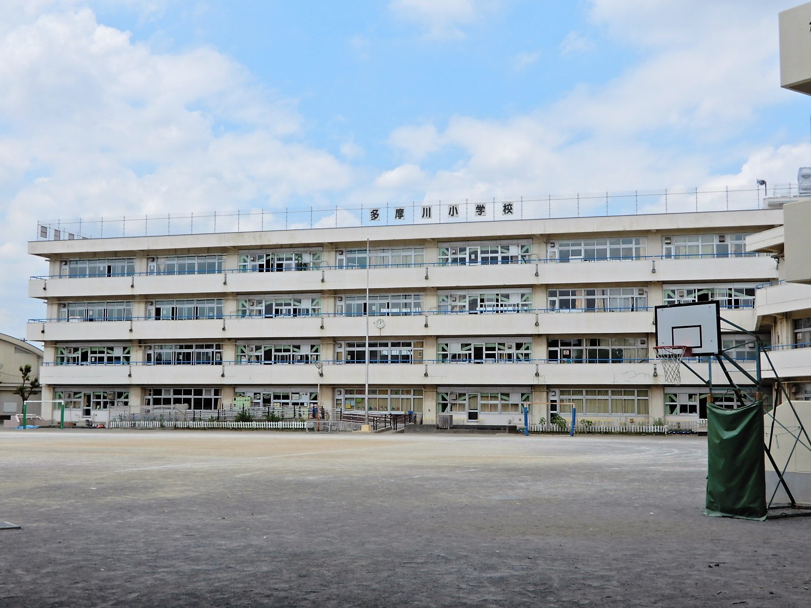 サンライズテラス 小学校