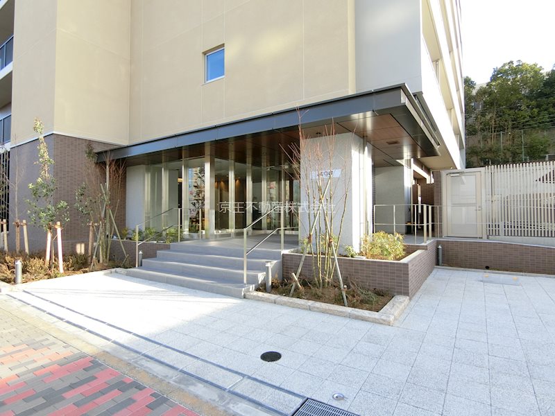 ACOLT中野富士見町 エントランス
