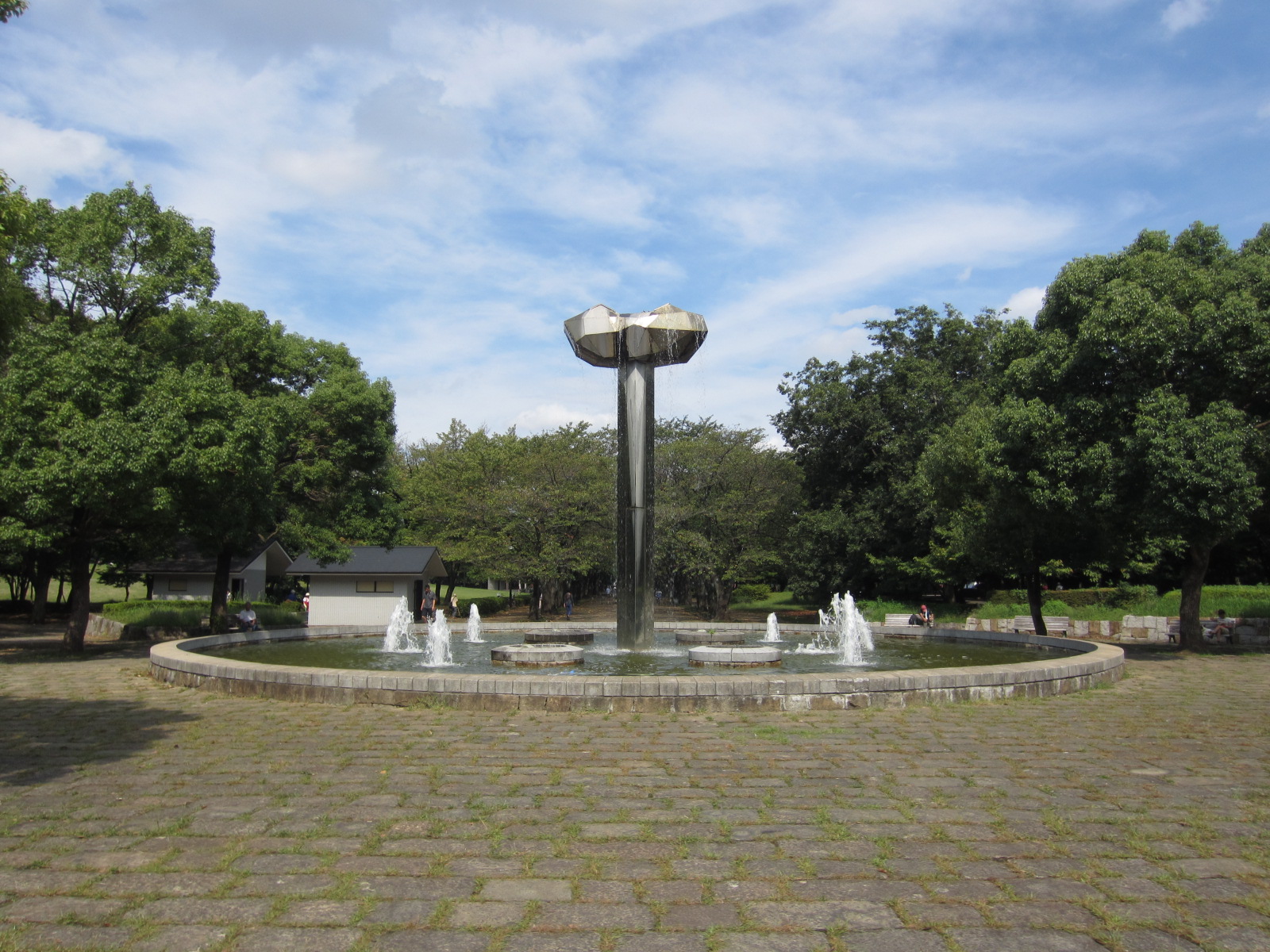 グランドール若松Ⅱ 公園