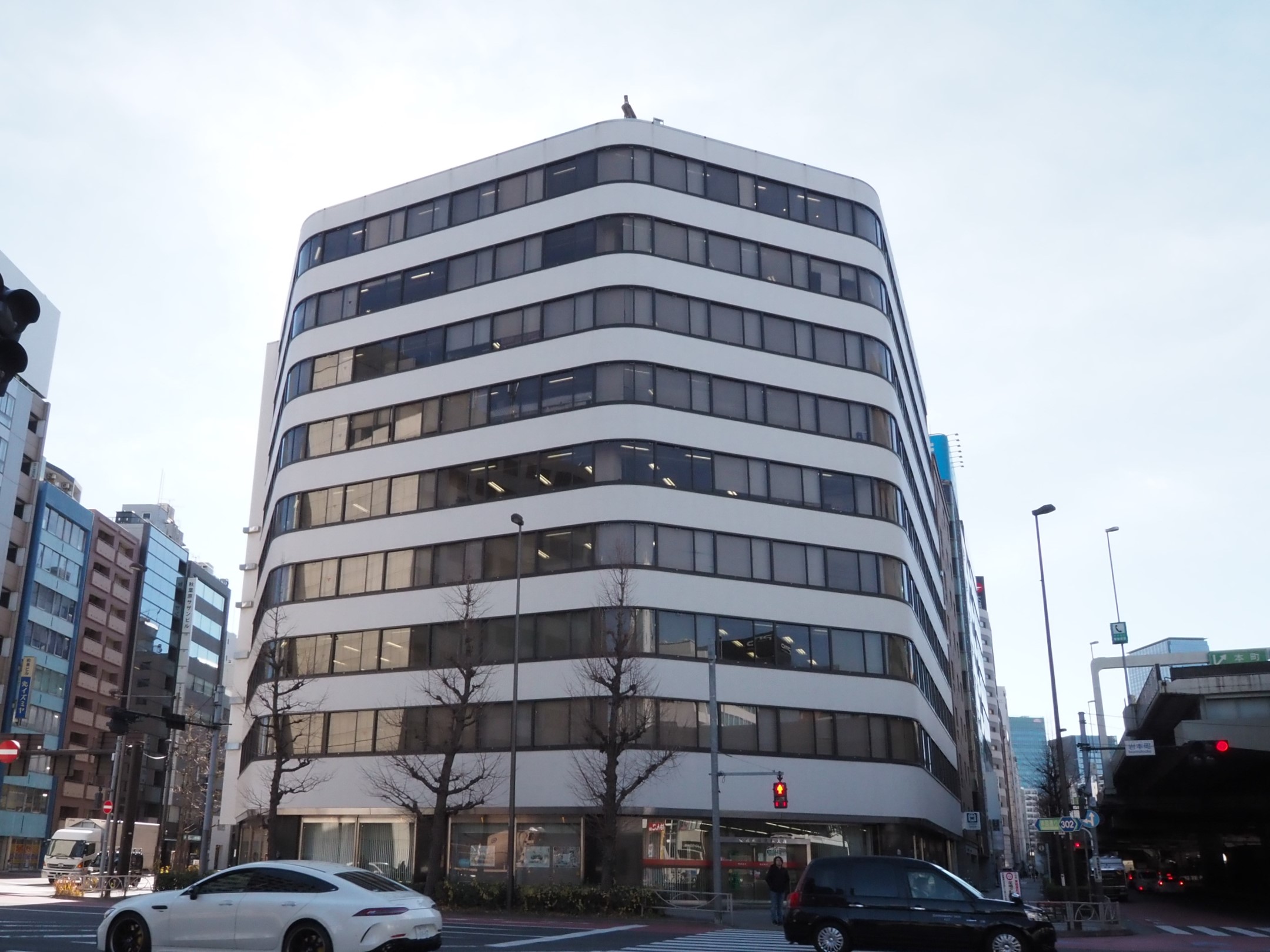 グレンパーク秋葉原イースト 銀行