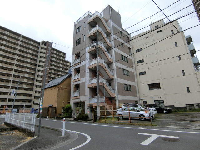 シャントレル 外観
