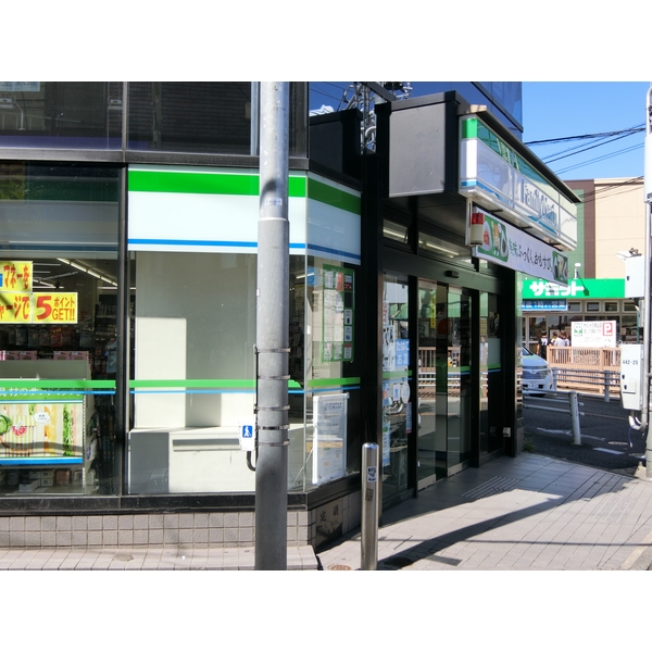 フィシオ久我山 コンビニ