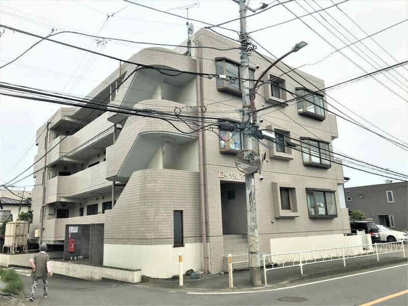 ロイヤルタウン下九沢 外観