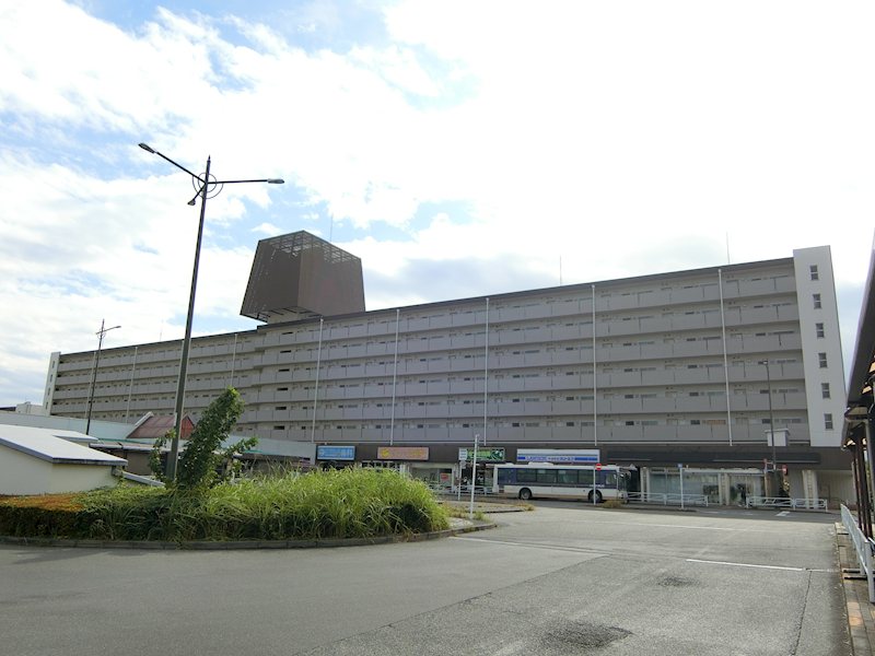 京王めじろ台マンションＡ棟  外観