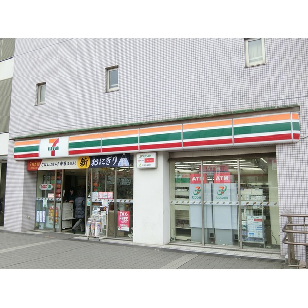 ＫＤＸレジデンス三鷹 コンビニ