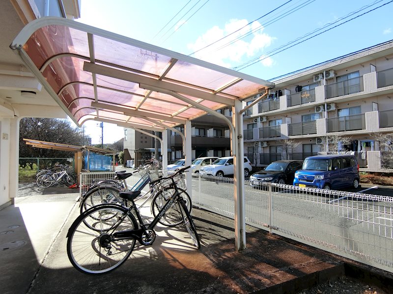 ミーティア由木 駐車場