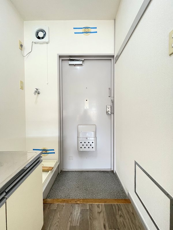 ミーティア由木 玄関