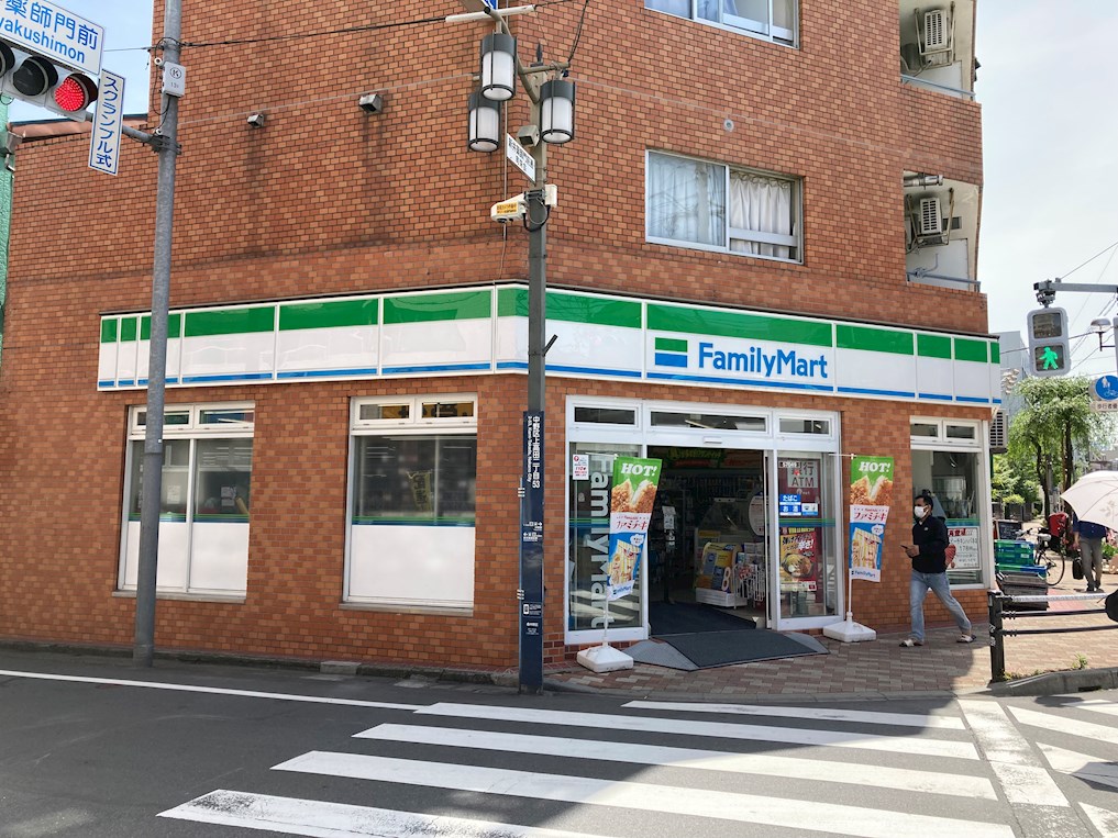 Hi-ROOMS哲学堂 コンビニ