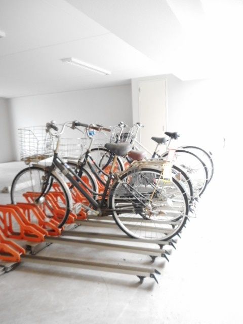 キアーラ 駐車場