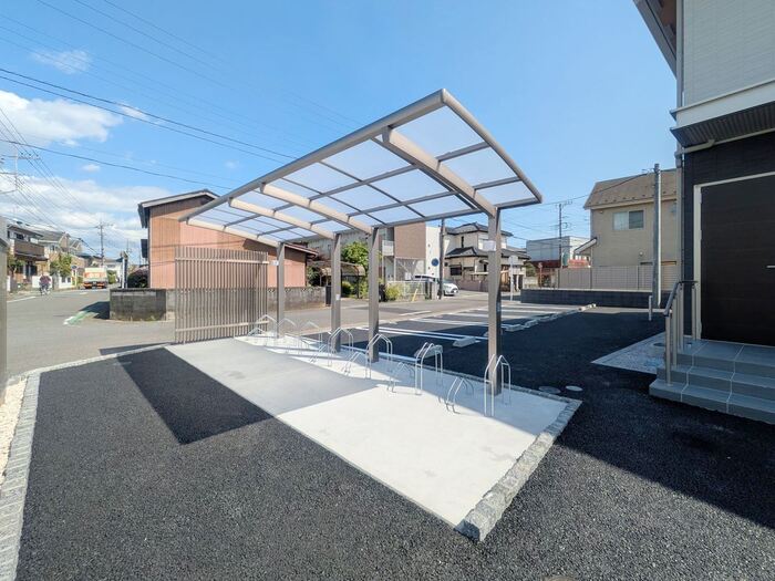 ラルブルボヌ―ル 駐車場