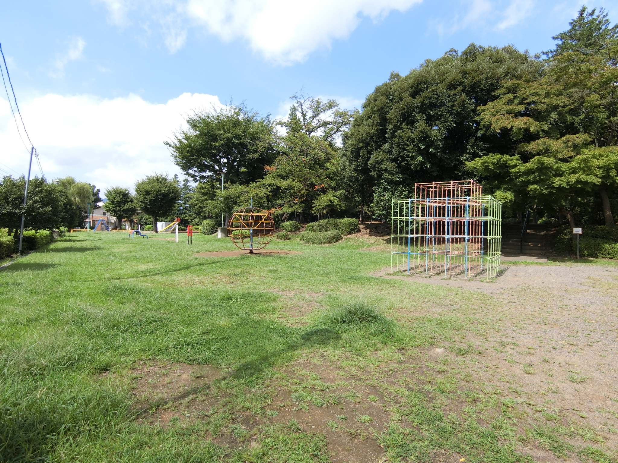 めじろ台駅前パレス 公園