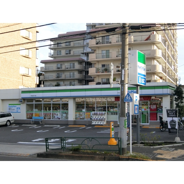 キャステロ蘆花公園 コンビニ