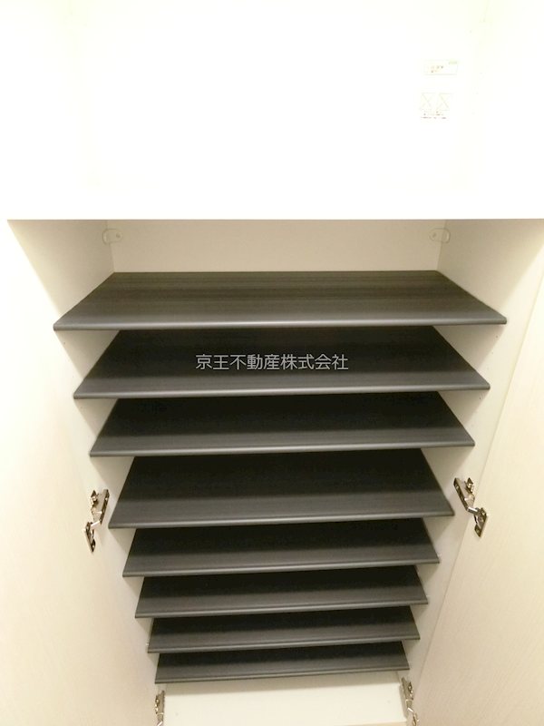 スバルディア中野 玄関
