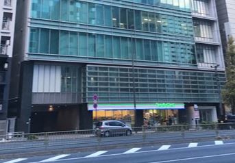 東京都港区芝１丁目 コンビニ