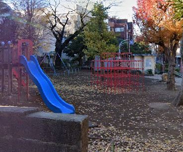 グランパセオ代々木上原Ⅱ 公園