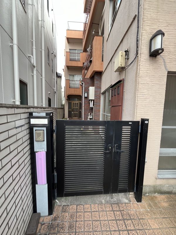 鯨岡マンション エントランス