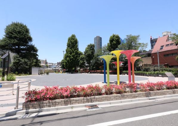 アトラスタワー六本木 公園