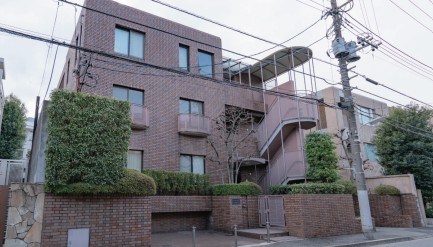 島津山岩波ハイツ 外観