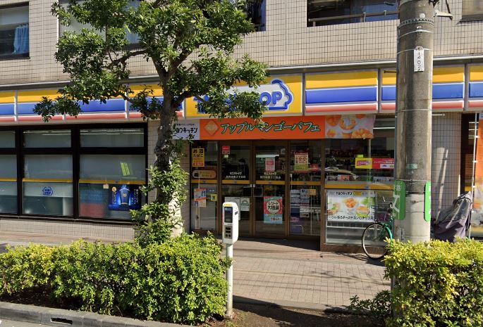 ウェルスクエア新高円寺 コンビニ