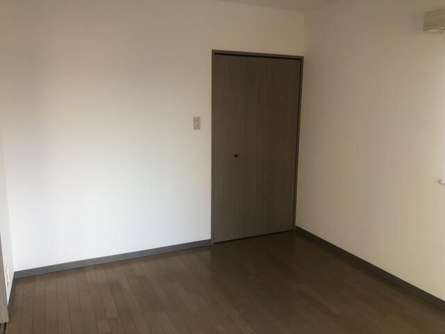 エレガンス代々木 収納