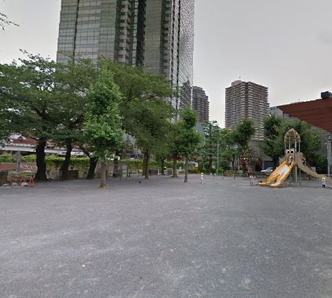 恵比寿南新築マンション 公園