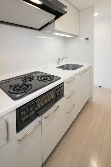 i-Suite HigashiNakano キッチン