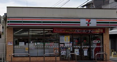 SOCIETY OPUS TWO コンビニ