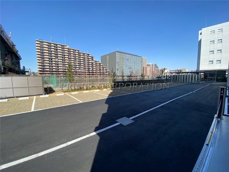 RIDGE豊洲 駐車場