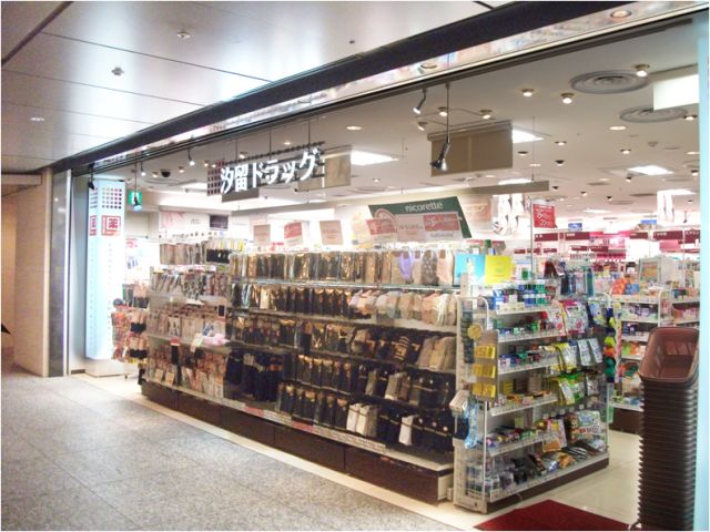 MOMENTO SHIODOME ドラッグストア