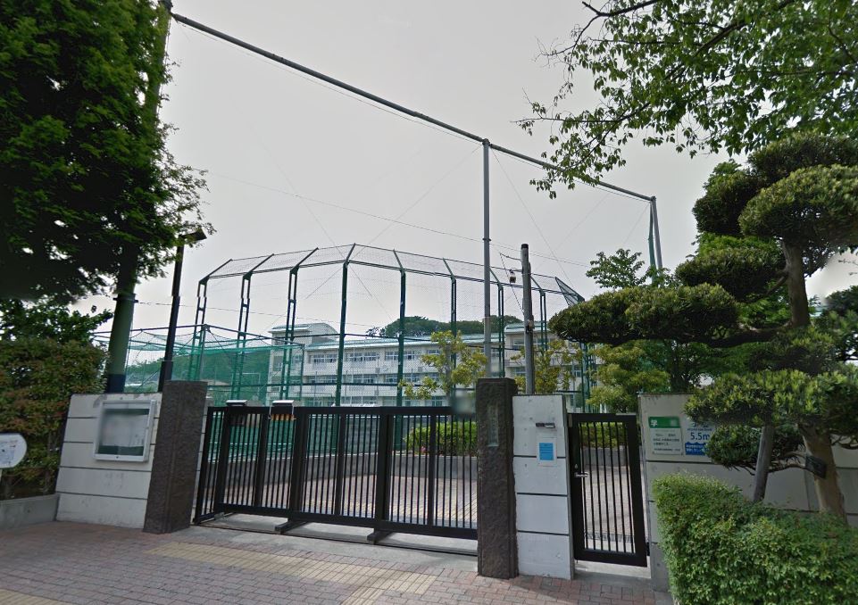 東京都大田区山王３丁目 中学校