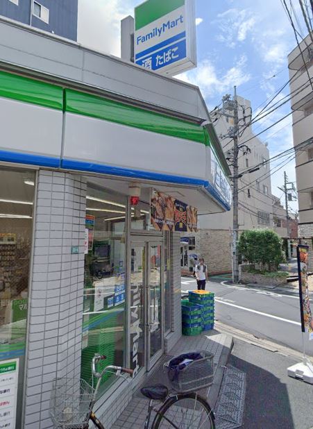 ウィステリアステージ１ コンビニ