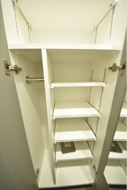 グランパセオ代々木上原 玄関