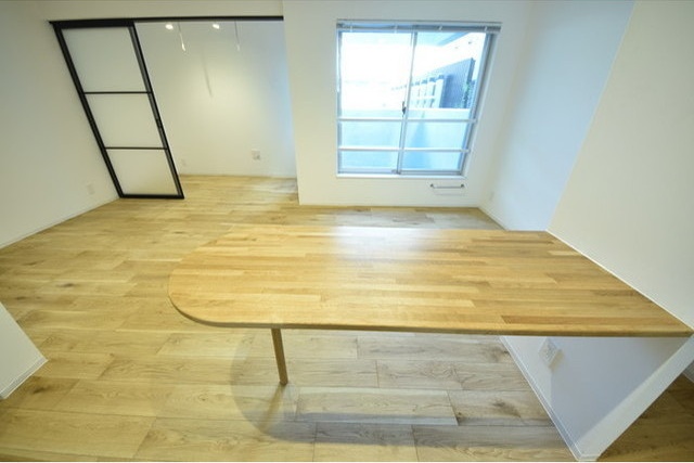 グランパセオ代々木上原 リビング