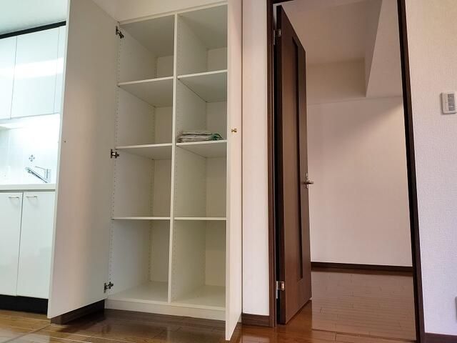 インペリアル代々木の杜 収納